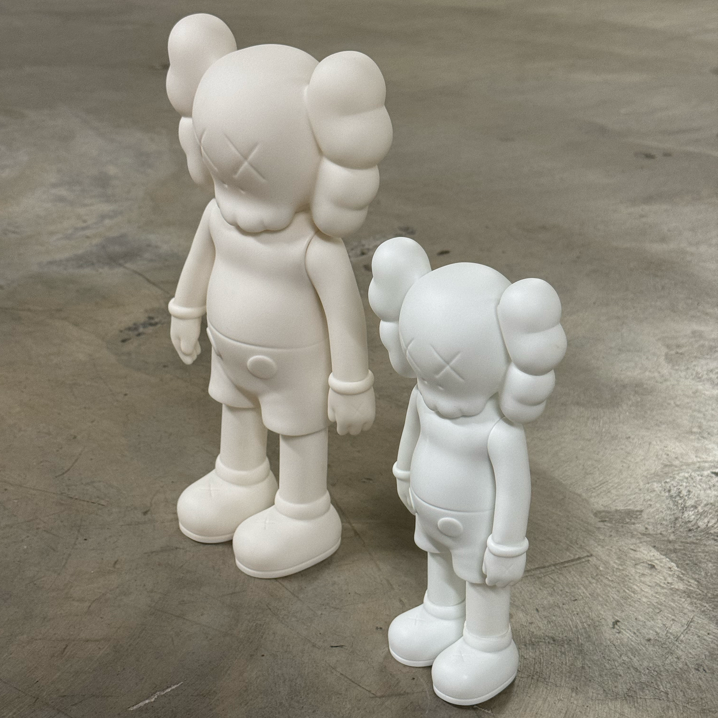 BearBuild Figure KAWS Edition